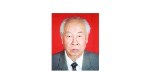 崔瑞珍.1980年－1984年任學(xué)校校長(zhǎng)；1984年－1989年任學(xué)校黨委書(shū)記